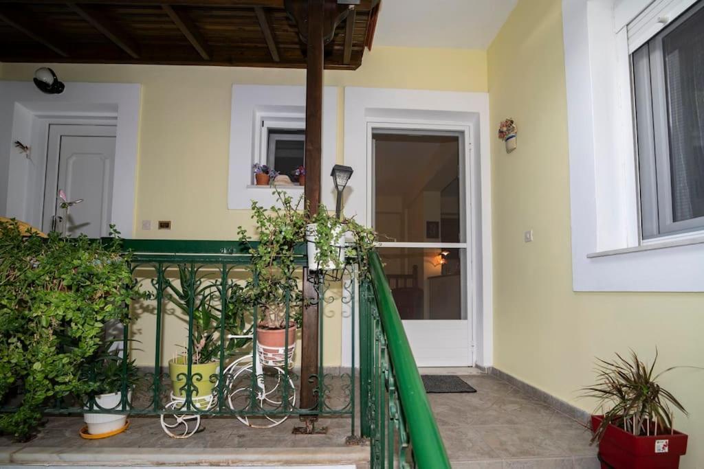 Μάνια Apartment Pythagóreion Exterior foto